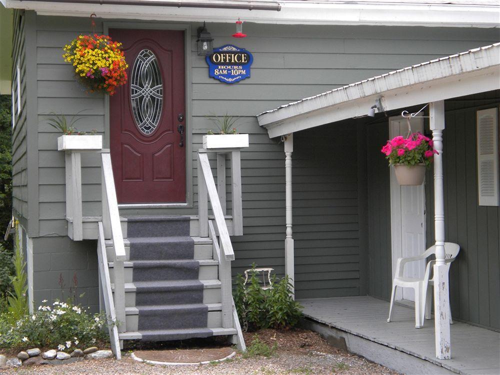 Bears Lair Inn Stowe Exterior photo